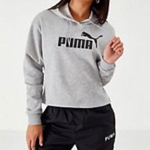 PUMA Elevated Essential Logo Cropped Hoodie